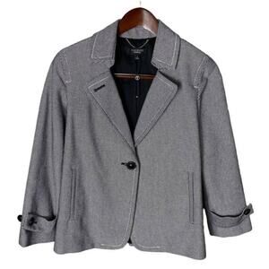 New! Women's Talbots One Button Textured Black White Jacket Minimalist Size 4